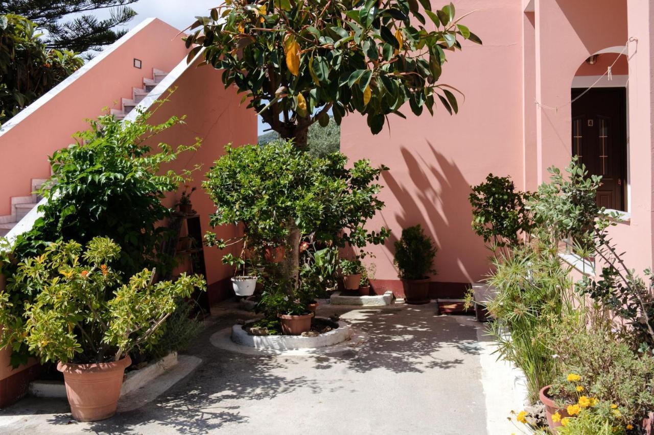 ארילס Mouzakitis Apartments 4 מראה חיצוני תמונה