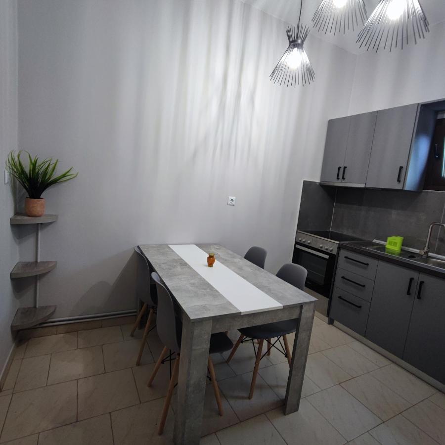 ארילס Mouzakitis Apartments 4 מראה חיצוני תמונה